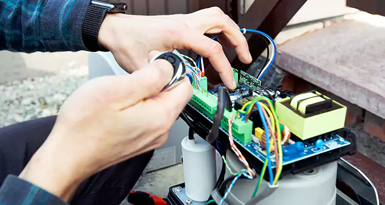 Automatic Driveway Gate Repair in Miramar, FL