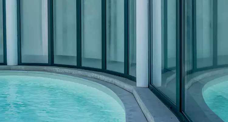Repair Polyester Screen for Pool Enclosure in Miramar, FL