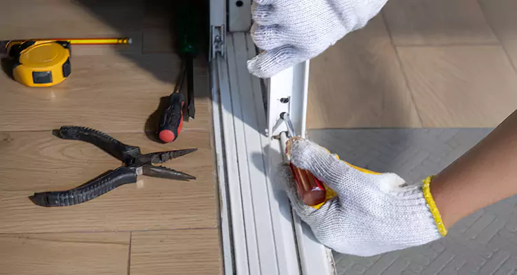 Screen Door Wheel Replacement in Miramar, FL