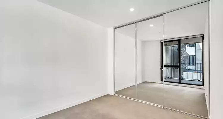 Why Homeowners Choose Us for Sliding Mirror Door Replacement in Miramar, FL