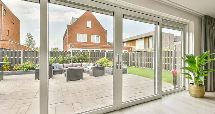 Best Sliding Screen Door Replacement Company in Miramar, FL
