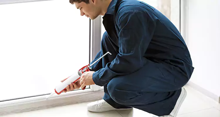Window Glass Caulk Repair in Miramar, FL
