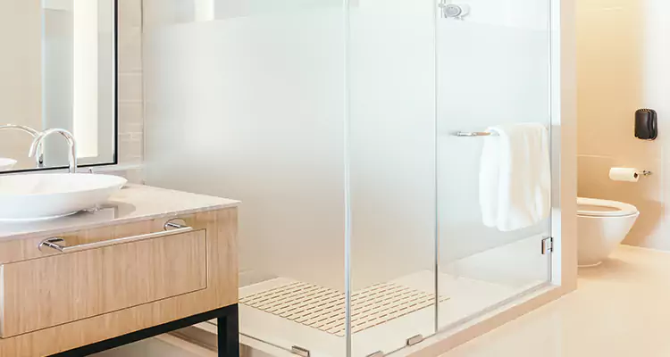 Expert Shower Door Fix and Repair in Miramar, FL